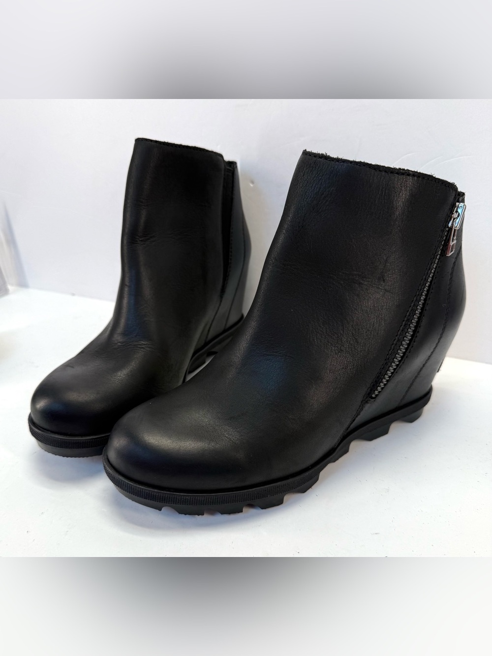 Sorel Joan of Arctic ll brushed Black Leather Wedge Ankle Booties with Zip 8
